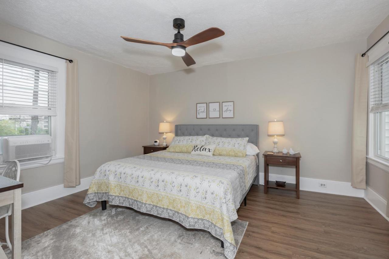 In The Heart Of Little Italy! Free Parking! Apartamento Cleveland Exterior foto