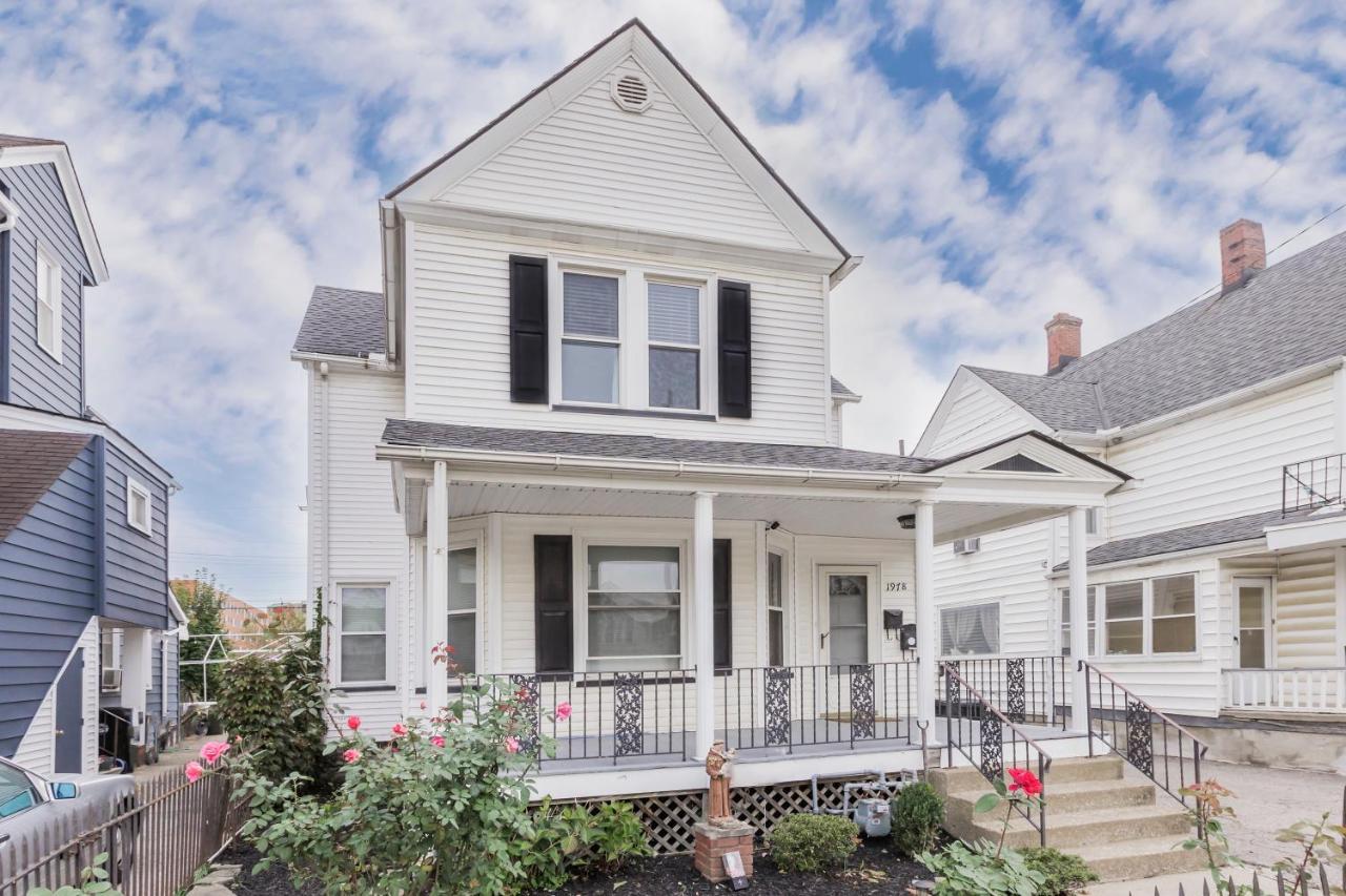 In The Heart Of Little Italy! Free Parking! Apartamento Cleveland Exterior foto