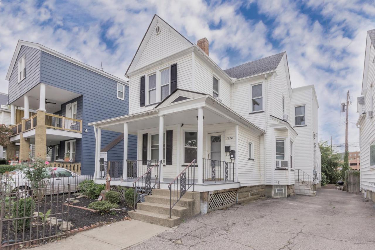 In The Heart Of Little Italy! Free Parking! Apartamento Cleveland Exterior foto