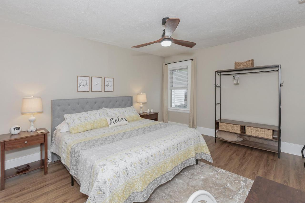 In The Heart Of Little Italy! Free Parking! Apartamento Cleveland Exterior foto